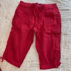 Cargo Capris- pink